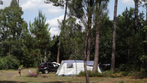 Aire Naturelle De Camping Le Cou De La Girafe-vakantie-vergelijken