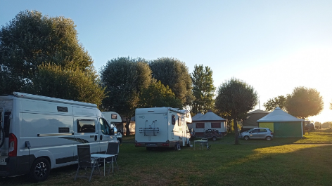 Camping Au Bord De Loire-vakantie-vergelijken