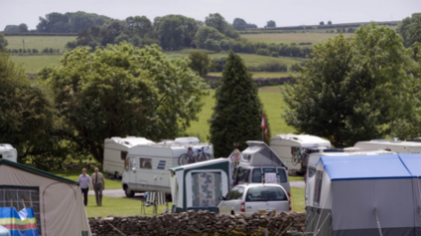 Camping & Caravanning Club Site Cheddar Mendip Heights-vakantie-vergelijken