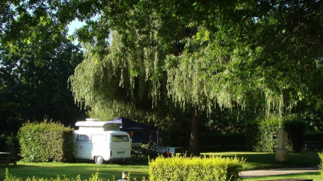 Camping Intercommunal Du Gué Saint Léonard-vakantie-vergelijken