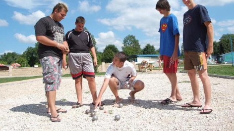 Camping Les Bords De La Loue-vakantie-vergelijken