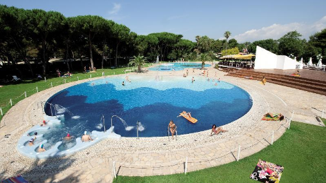 Camping Villaggio Baia Domizia-vakantie-vergelijken