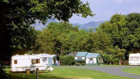 Coed-y-llwyn Caravan And Motorhome Club Site-vakantie-vergelijken